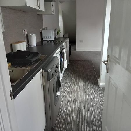 Simple And Sweet, Flat On Lewis Street - 1 Br Apartamento Stoke-on-Trent Exterior foto